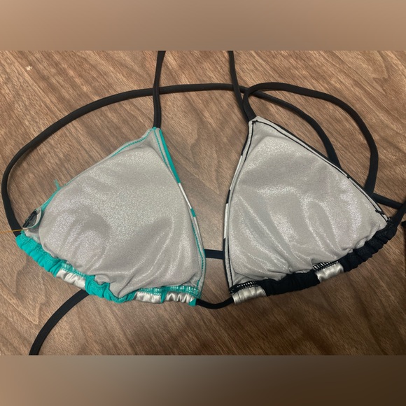 Fox String Bikini Top Metallic Racing Unique, Women’s M - Picture 2 of 4